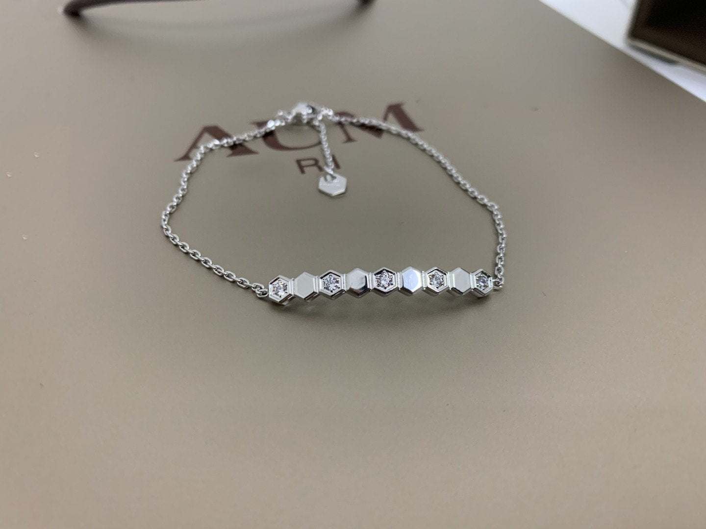 [Kismet Jewels ]BEE LOVE BRACELET DIAMOND