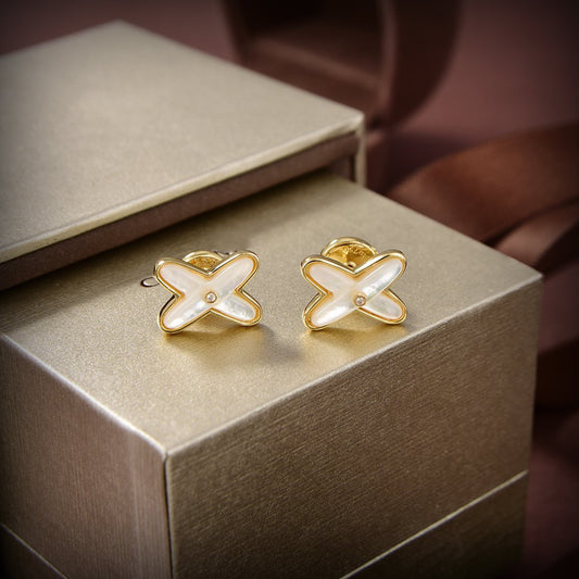 [Kismet Jewels ]JEUX DE WHITE MOP GOLD DIAMOND EARRINGS