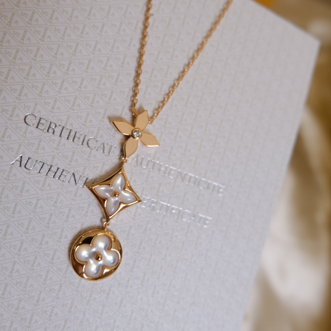 [Kismet Jewels ]COLOR BLOSSOM LARIAT NECKLACE PINK GOLD WHITE MOTHER PEARL AND DIAMOND