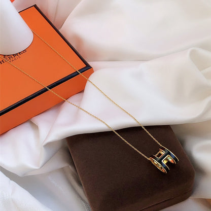 [Kismet Jewels ]HM CLIC BLACK ENAMEL GOLD NECKLACE
