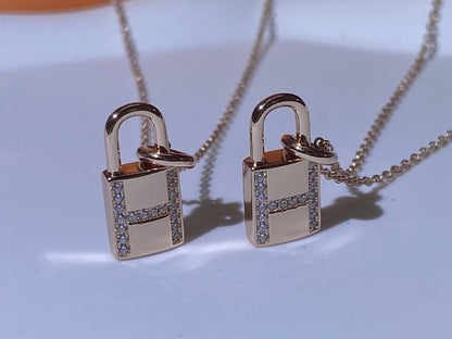 [Kismet Jewels ]HM ADVANCED NICHE LOCK HEAD NECKLACE DIAMONDS