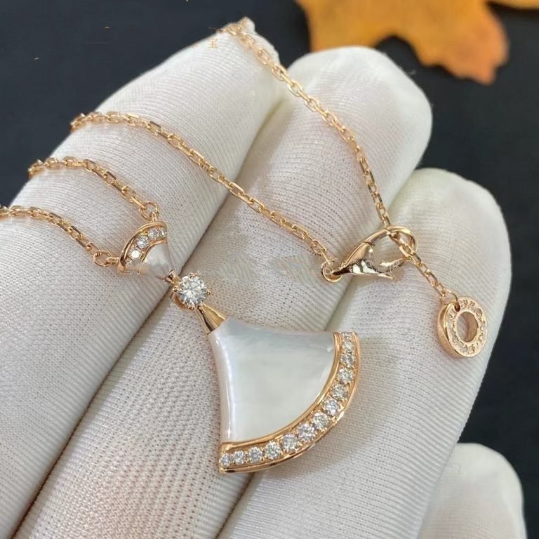 [Kismet Jewels ]DREAM NECKLACE MOP PINK GOLD DIAMOND