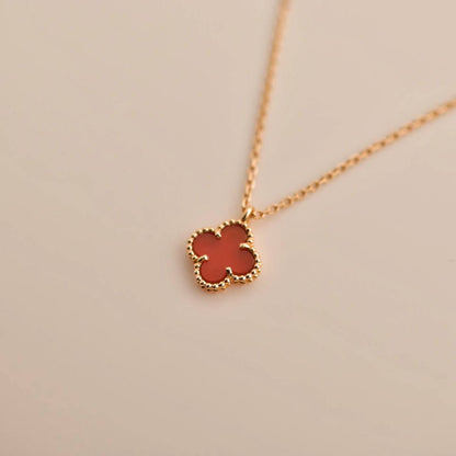 [Kismet Jewels ]CLOVER MINI 9.5MM WHITE CARNELIANS NECKLACE