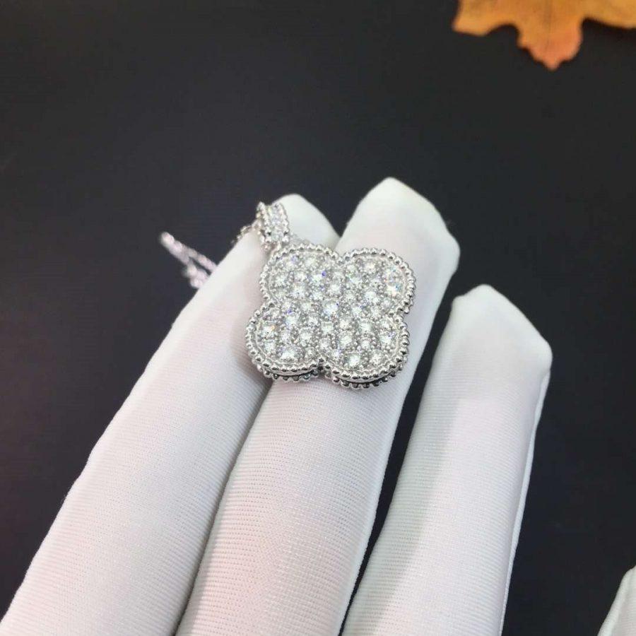 [Kismet Jewels ]CLOVER 25MM SILVER FULL DIAMOND BIG CLOVER NECKLACE