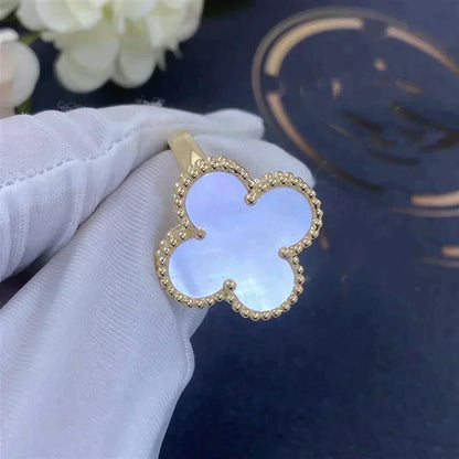 [Kismet Jewels ]CLOVER WHITE MOP RING