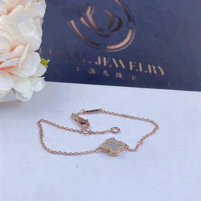 [Kismet Jewels ]CLOVER WHITE MOP SINGLE FLOWER BRACELET