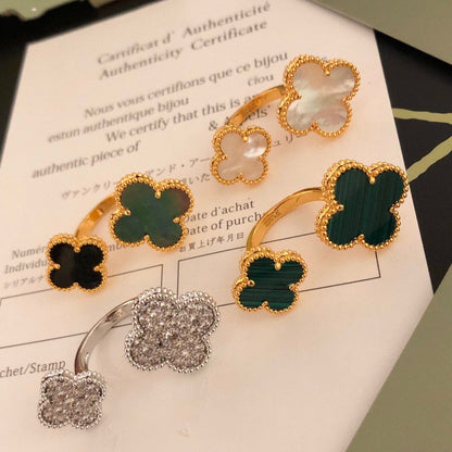 [Kismet Jewels ]CLOVER BETWEEN THE FINGER RING